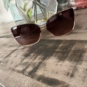 Stylish Mauve Sunglasses